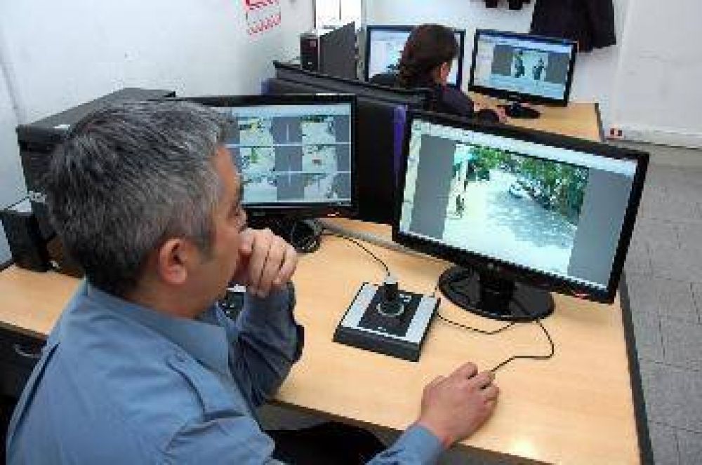 En un mes, el 911 ya recibi� casi 5.000 llamadas