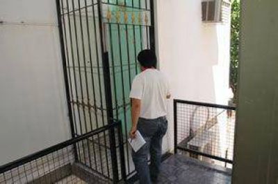 Golpearon y asaltaron a un abastecedor