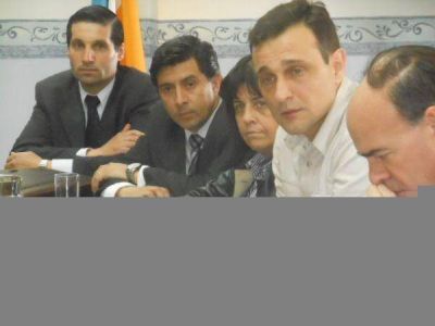 Facio anunci� a los legisladores la instalaci�n de un sistema de video vigilancia carcelaria