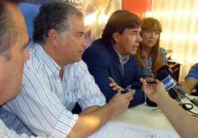 El NEA aprovecha la oportunidad y exige renuncias en el Gobierno