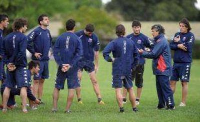 Gorosito asumi� como t�cnico de Tigre y dirigi� su primera pr�ctica