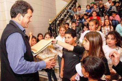 Tigre recibi� a chicos de Guamin�