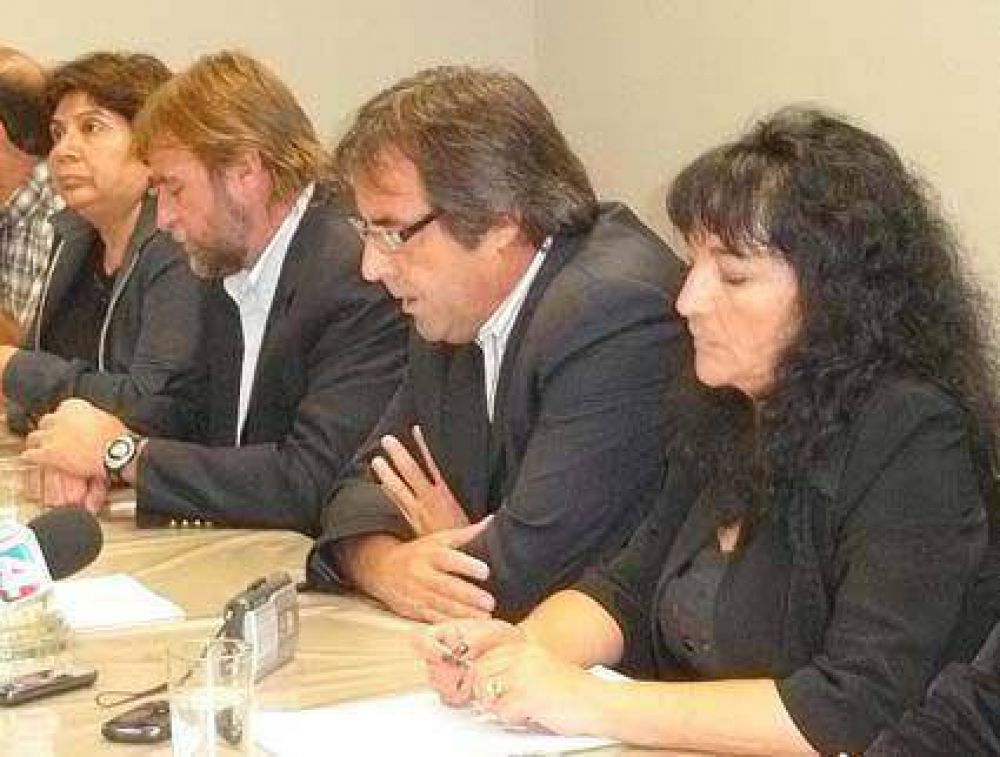Radicales promueven el voto  A los 16 a�os 