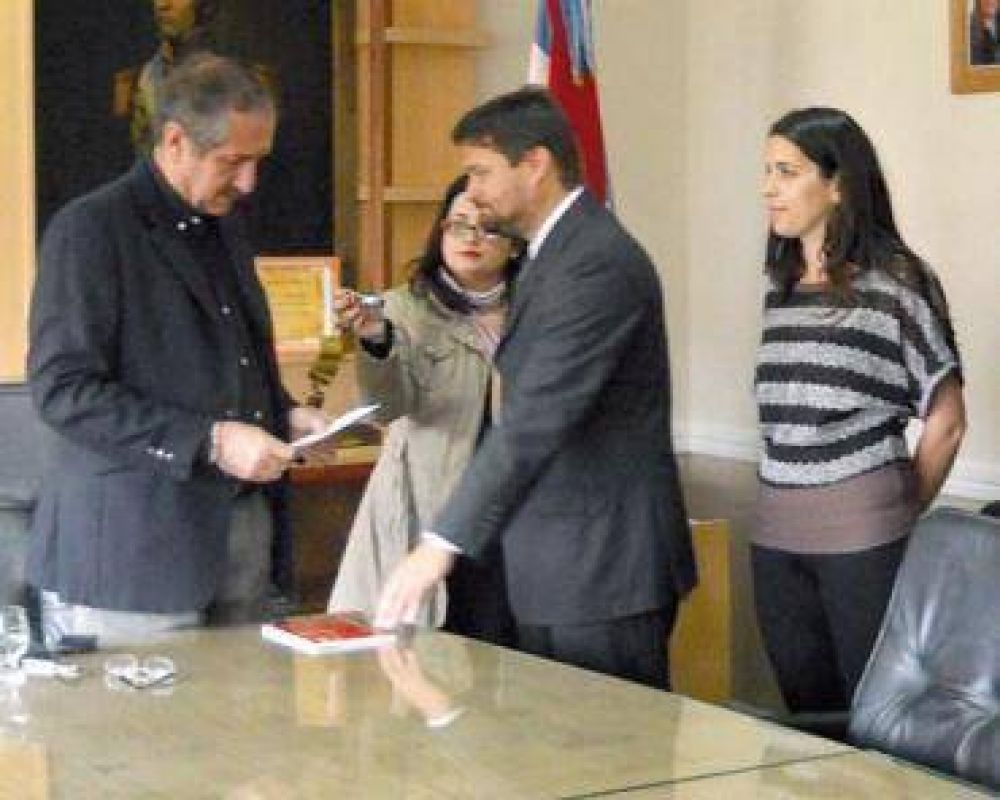 Asumieron dos nuevos secretarios