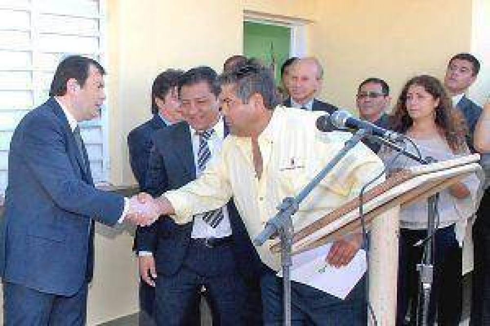 El gobernador presidir� un acto de entrega de 150 viviendas en Las Termas de R�o Hondo
