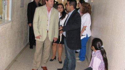 S�enz se reuni� con los jefes de todos los servicios del Hospital Zonal de Trelew