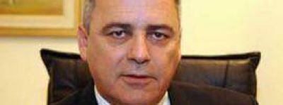 Para Touri�an, si Das Neves lanza su candidatura estar� violando la ley