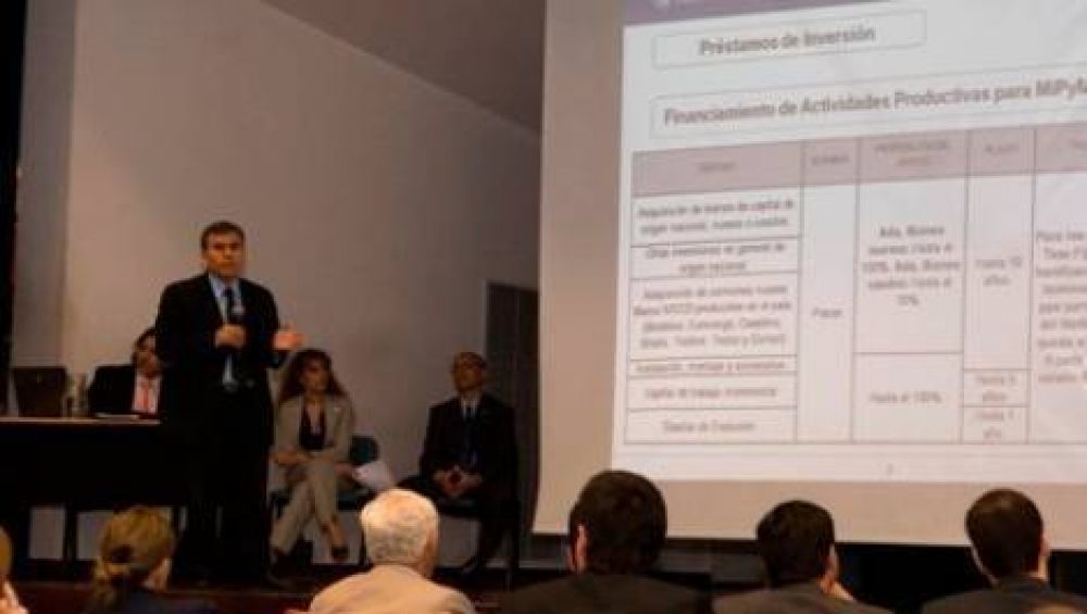 Presupuesto 2013: capacitan a intendentes del interior provincial