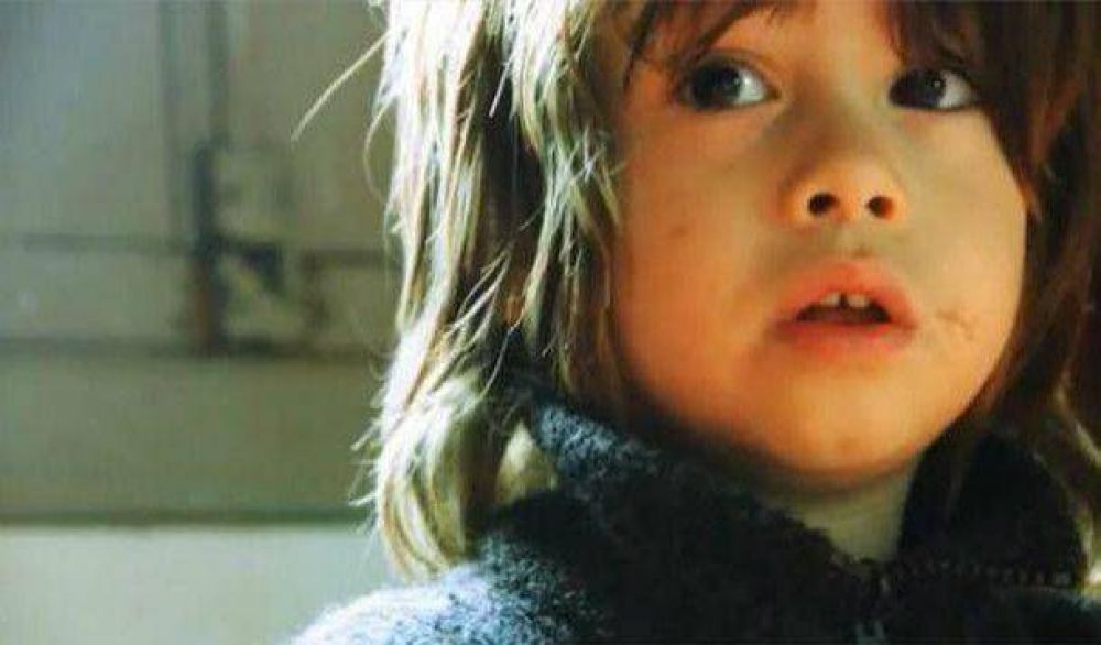 Furor en Youtube: el ni�o marplatense que habla con los Beatles