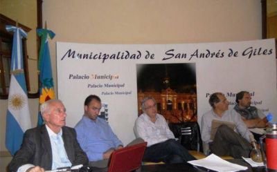 Funcionarios se re�nen en Pilar para buscarle soluci�n a los desbordes del R�o Luj�n