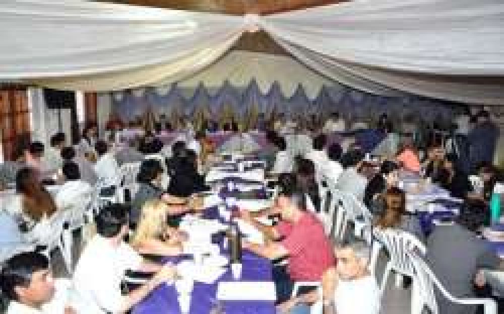 Abogados debaten la ley que regular� el ejercicio de la profesi�n		