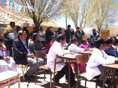 Implementaron sistema biling�e  En Escuela 425 