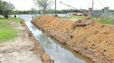 Sauce Viejo: el agua no escurre en la zona norte