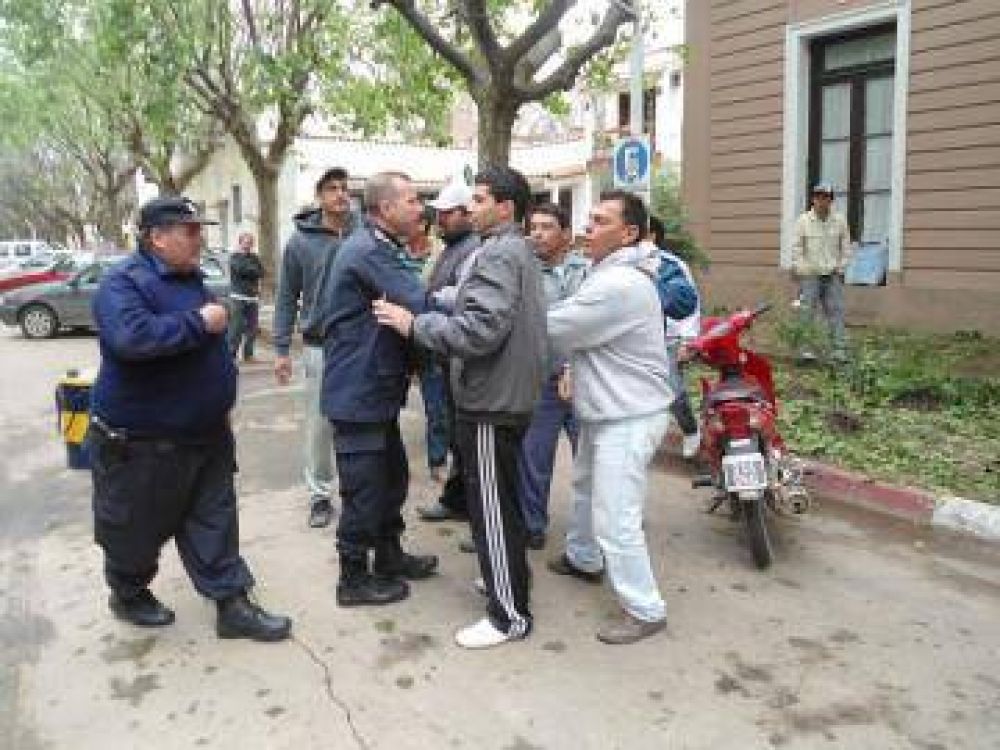 Velo: �Que nos venga a sacar la policia�