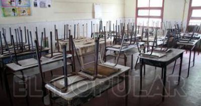 Alta adhesi�n a los paros de docentes y auxiliares