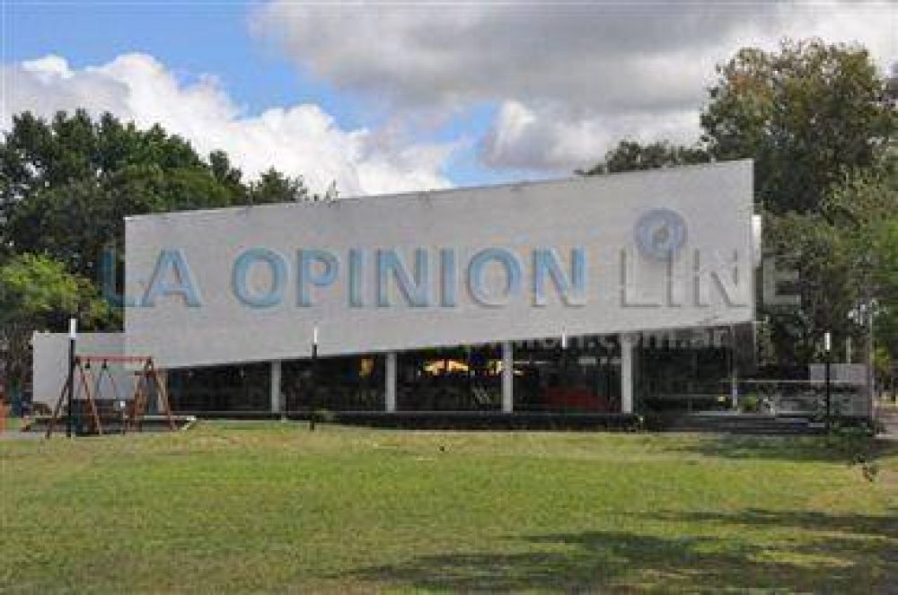 Sobre la situaci�n del pub en el parque de APADIR