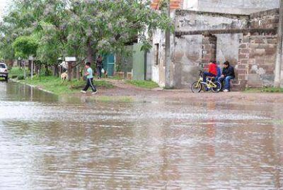 El titular de Obras P�blicas, Luis Fanti traz� ayer un panorama sobre el tema del agua