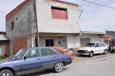 Hallan a mujer asesinada a golpes en la cabeza
