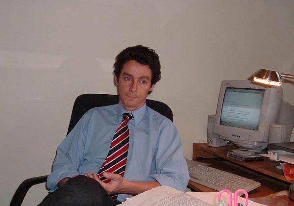 Detenci�n por violaci�n de domicilio y amenazas