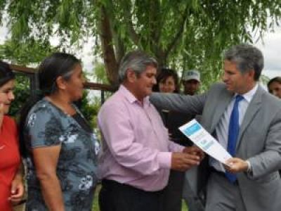 Veinticinco familias humildes construir�n sus propias casas