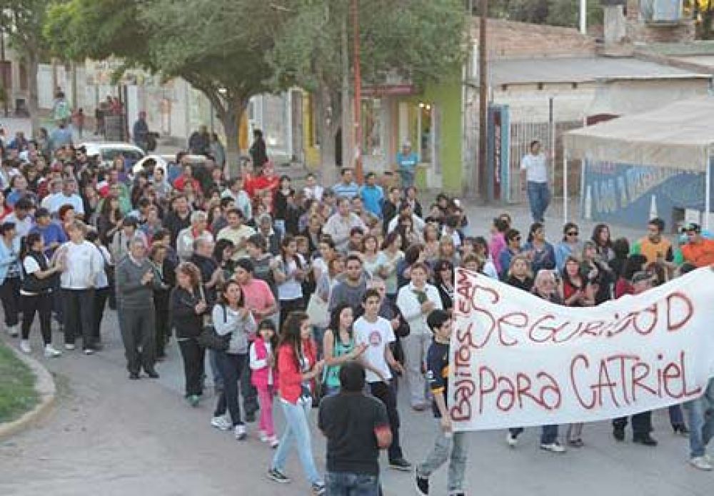 Marcha por seguridad en Catriel