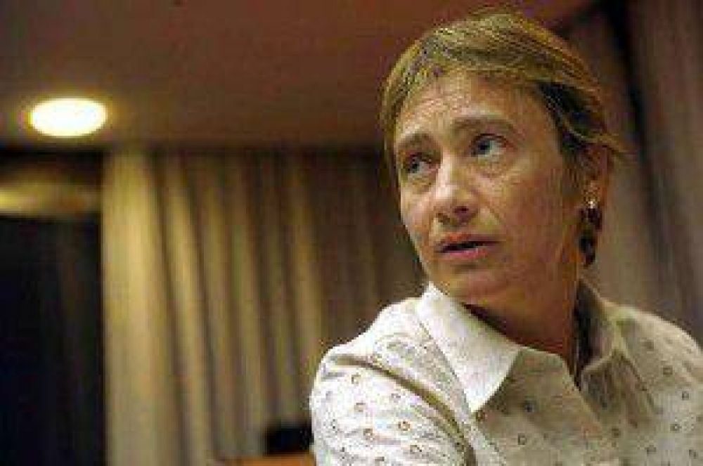La Gobernadora dijo �no entender� el sentido de poner en duda la nacionalidad argentina de los malvinenses