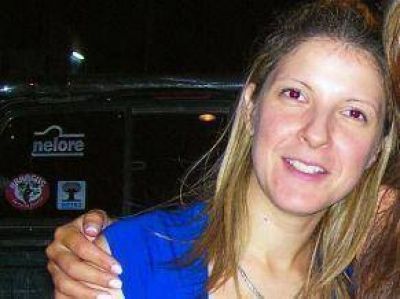 Dolor e indignaci�n en el adi�s a Tatiana: "No pueden andar soltando delincuentes"