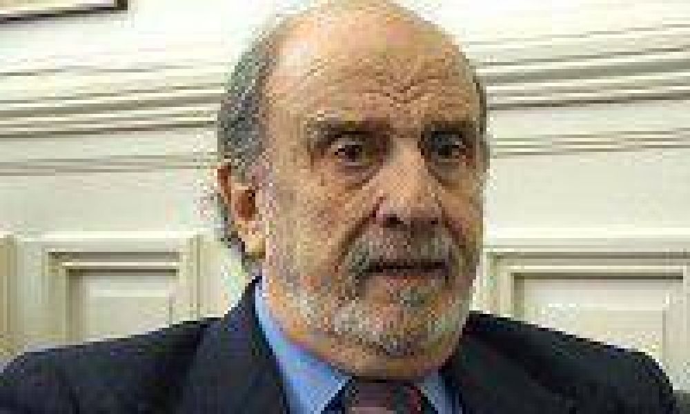 �Recondo deber�a abstenerse porque es juez y parte en este caso�