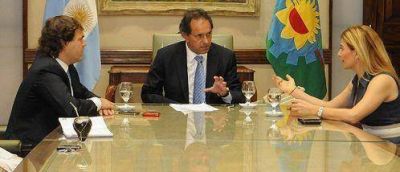 Scioli anuncia 'gesti�n' en educaci�n para contrarrestar la cr�tica docente