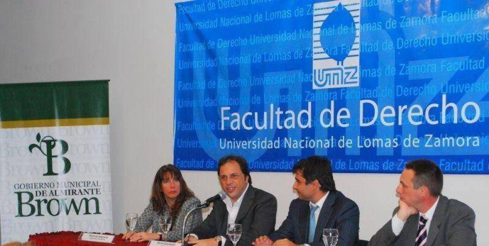 Giustozzi Disert� Sobre Violencia De G�nero Y Pol�ticas P�blicas Para Mitigarla