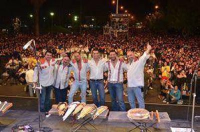 En Los Berros, preparan el festejo para todos los mineros
