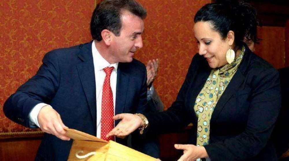 P�rez busca agilizar la toma de cr�ditos y las licitaciones