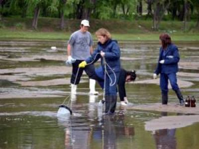 Comenzaron los muestreos sobre el R�o Quinto
