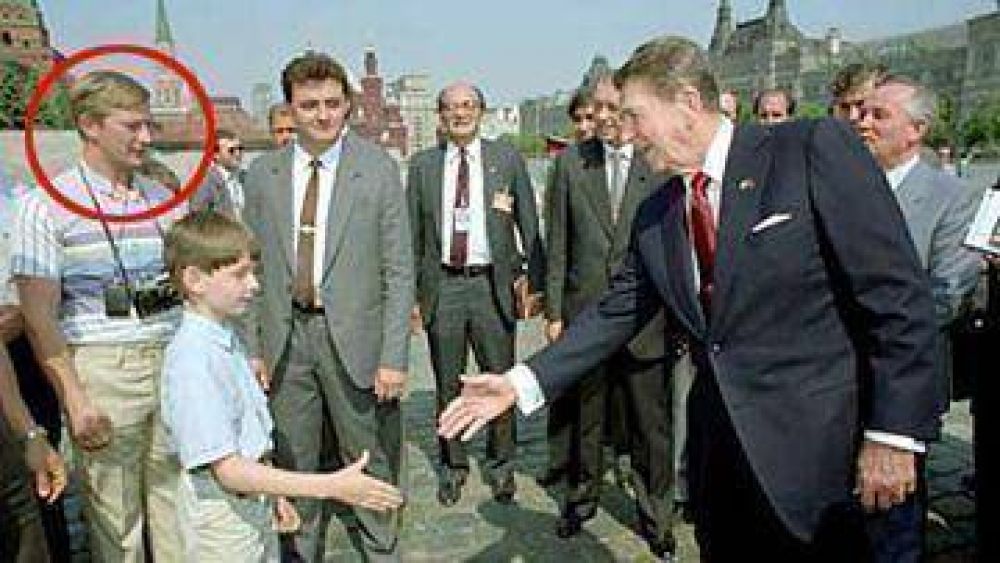 Putin, espa de la KGB disfrazado durante visita de Reagan a Rusia 