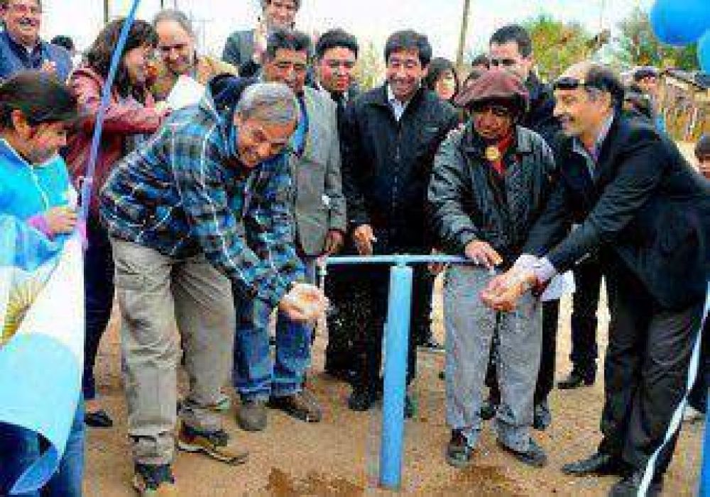 Sapag pidi� �lealtad� al gobierno nacional 