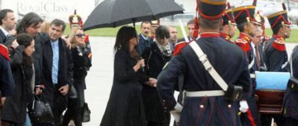 Cristina viaja a R�o Gallegos para recordar a N�stor Kirchner