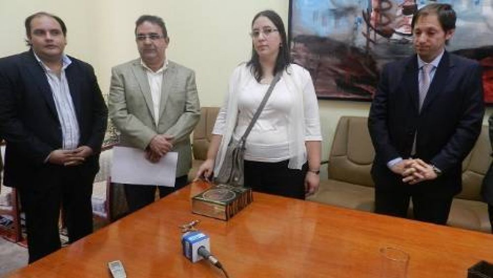 Miranda neg� que tenga conflictos con el intendente