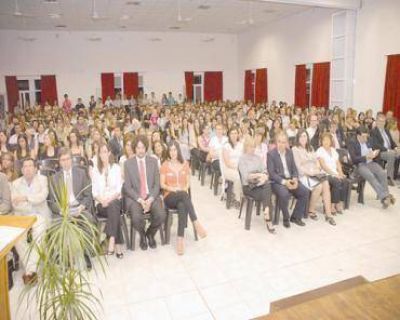 Egresaron 482 nuevos profesionales