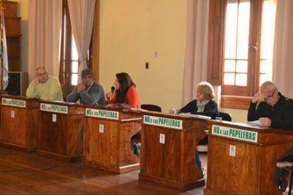 Color Gualeguaych� pide a la Caru que le permitan a Melo reunirse con el HCD