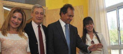 Scioli pidi� �seguir adelante con el proyecto� de Kirchner