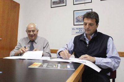 Massa firm� un acuerdo de apoyo econ�mico con la UTN Pacheco
