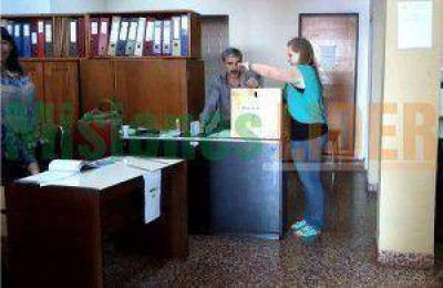 Sin ninguna oposici�n, la Lista Verde se impuso en las elecciones de la CELO con 2176 votos