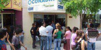 Los municipales ya compran las computadoras del Gobierno.
