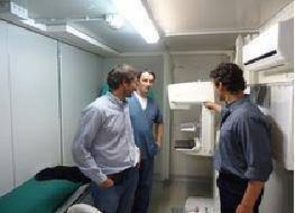 Se instal� un mam�grafo m�vil para estudios