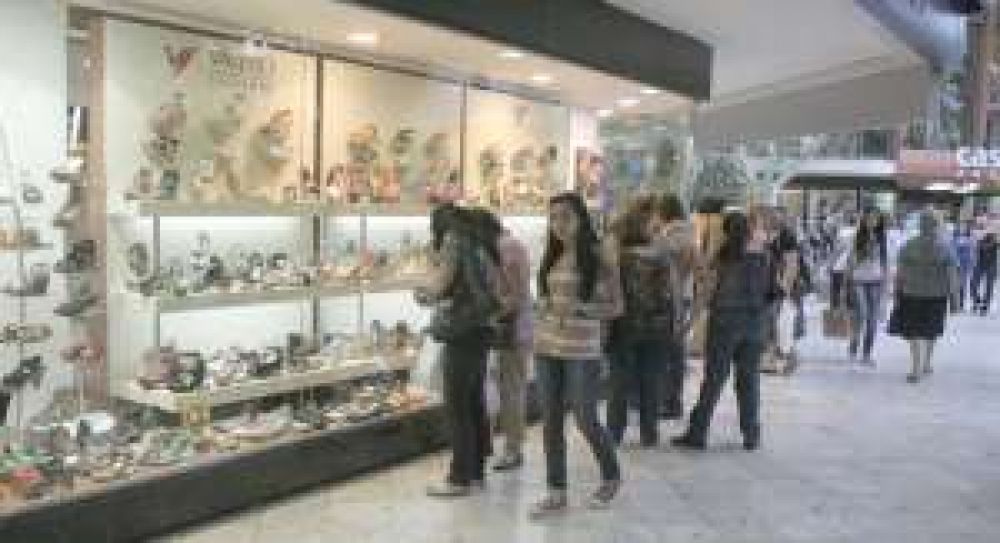 El 12 y 13 de noviembre, un megaoutlet con todo verano