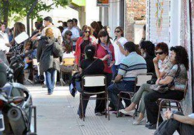 La angustiante espera de los familiares  