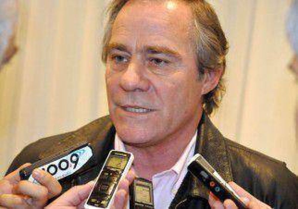 Cacault no quiere cambios en el Consejo Consultivo 