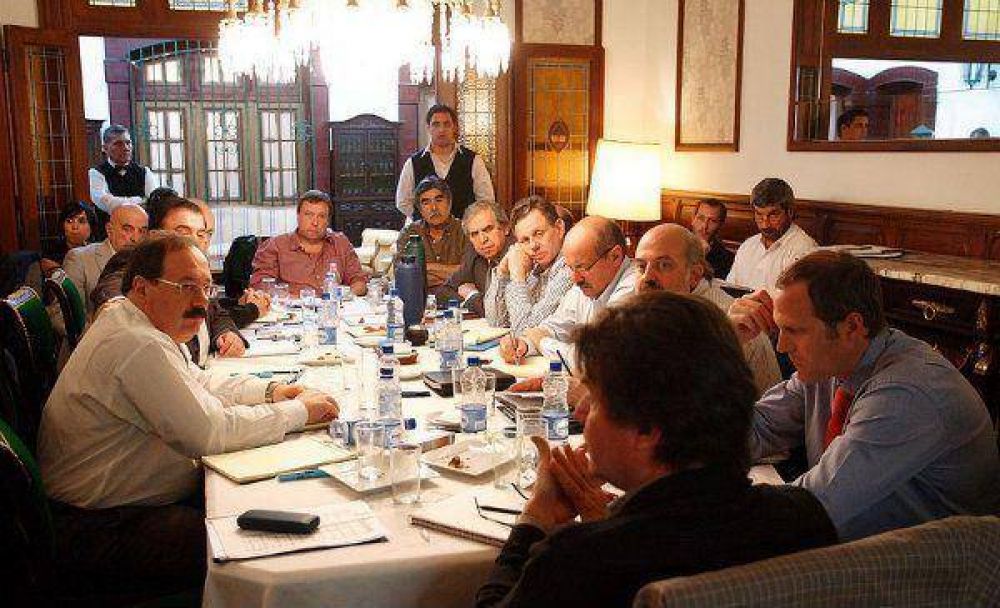  Analizaron situaci�n econ�mica de la provincia