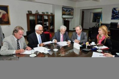 Acuerdan mayor integraci�n de componentes nacionales en la industria fueguina