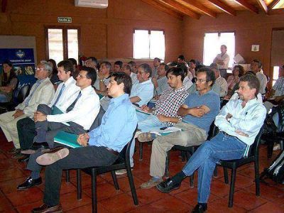 Ministerio de Producci�n anunci� plan de ayuda para pobladores rurales pobres